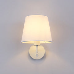 Aplique de pared con pantalla e interruptor Classic "RIGA" - E27