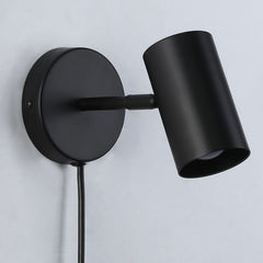 Aplique de pared interior orientable "Ben" con cable y enchufe - E27