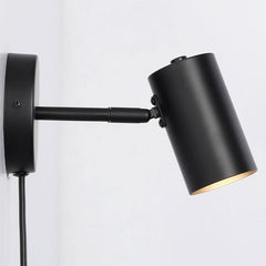 Aplique de pared interior orientable "Ben" con cable y enchufe - E27