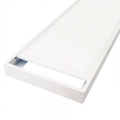 Panel LED slim de superficie 120X30 cm - Driver Philips - 44W - UGR19 - Con KIT de montaje