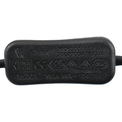 Casquillo E27 con cable de PVC, interruptor y enchufe