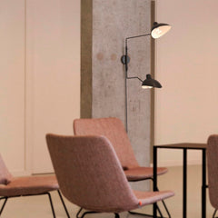 Aplique de pared de diseño "Louise" con interruptor y enchufe - 2xE27