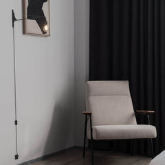 Aplique de pared orientable con cable y enchufe "Pitt"