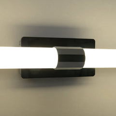 Aplique LED tubular para baño - 8W - IP44 - 60cm