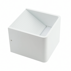 Aplique de pared LED "KUUTIO" 6W 529 lumens