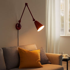 Aplique de pared vintage orientable con cable y enchufe "Tika"