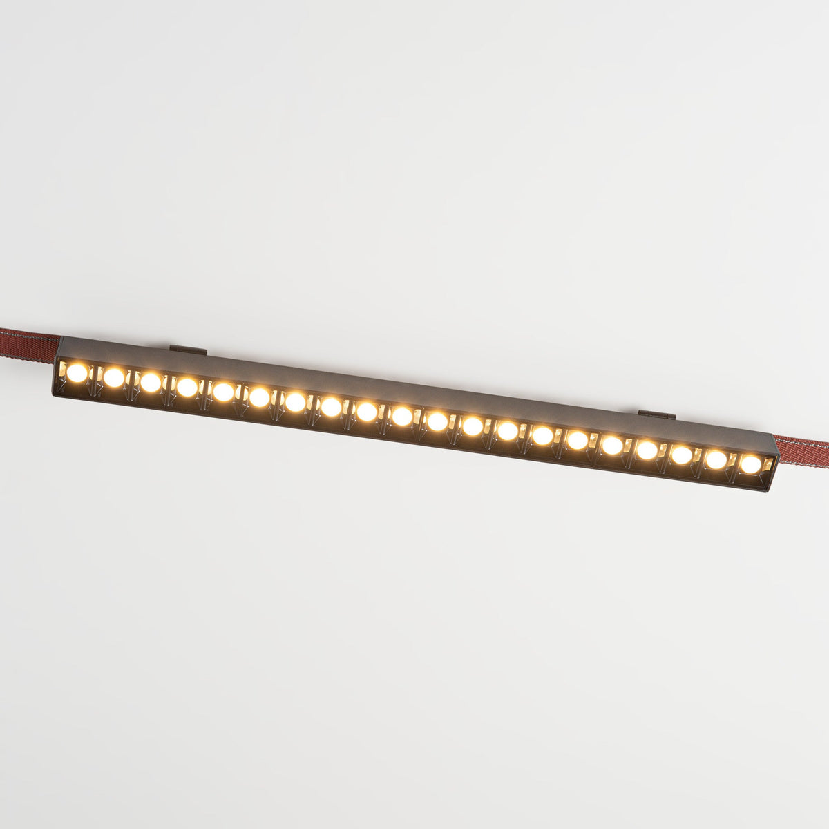 Lámpara lineal 540 para sistema "Axia" - 20W - 48V - Luz cálida