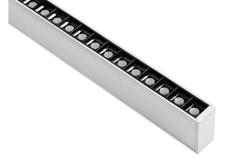 Luminaria  colgante lineal LED 30W 120cm 2750lm de bajo UGR16