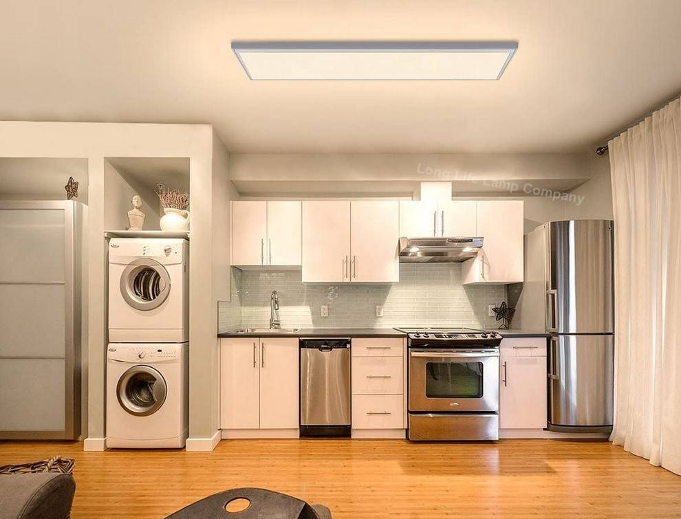 Panel LED slim de superficie 120X30 cm - Driver Philips - 44W - UGR19 - Con KIT de montaje