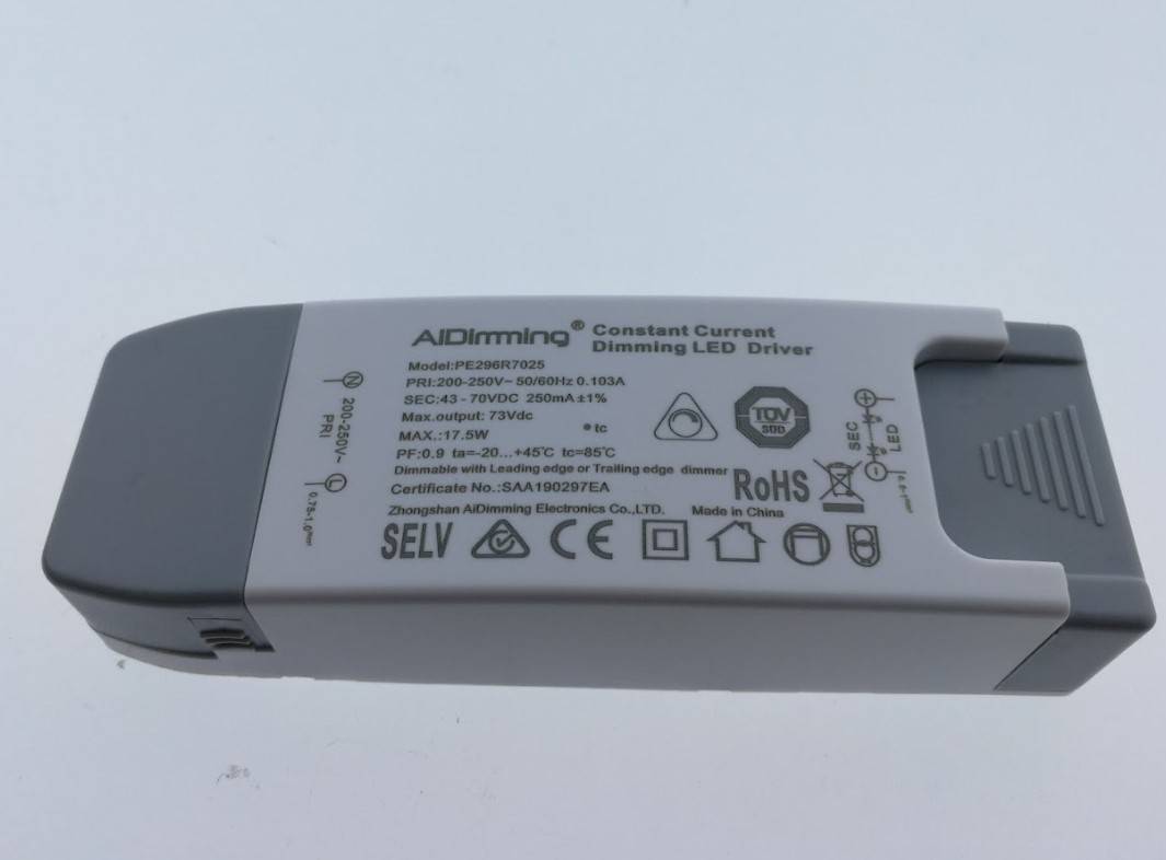 Driver regulable TRIAC corriente constante 43-70V 20W 250mA
