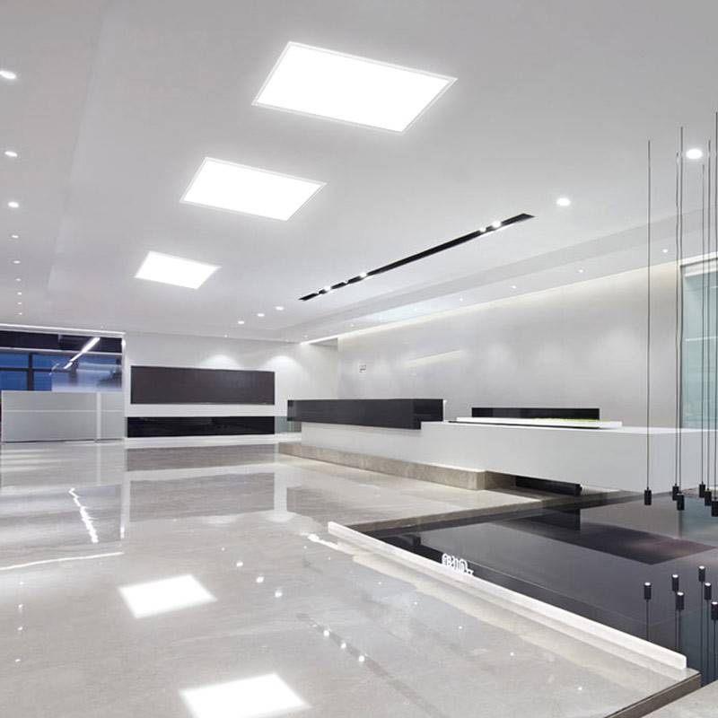 Panel LED 60X60cm con KIT de empotrar 44W UGR19 Driver Philips