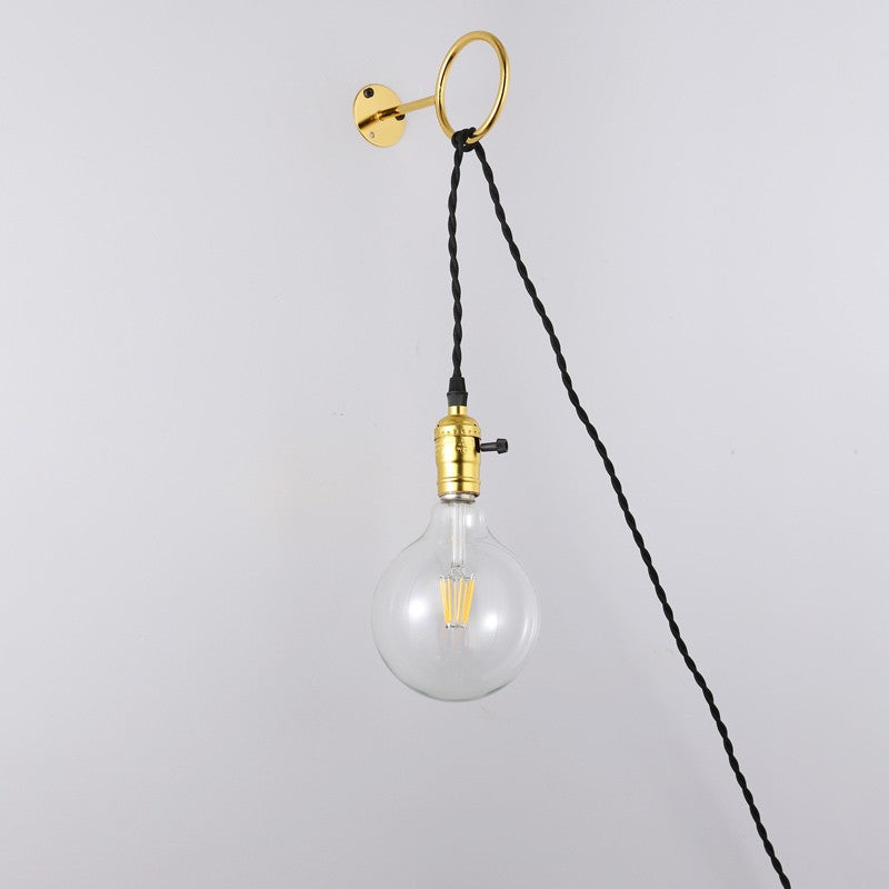 Aplique de Pared Interior Dorado con Enchufe y Interruptor para Dormitorio, Escalera, Escritorio