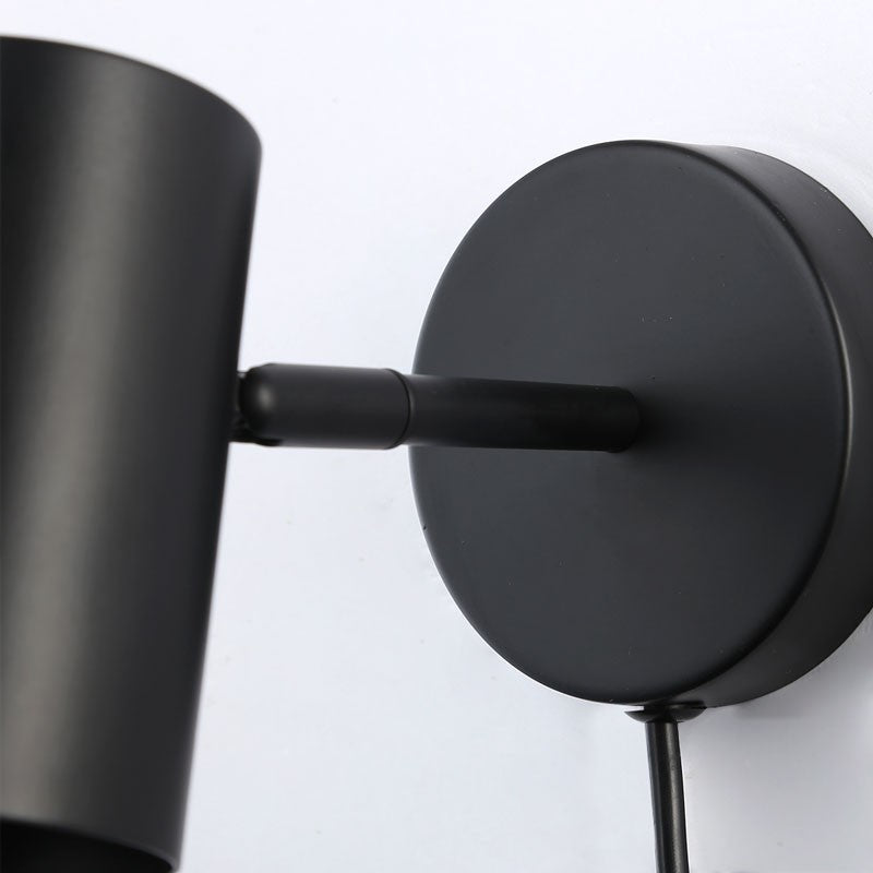 Aplique de pared interior orientable "Ben" con cable y enchufe - E27