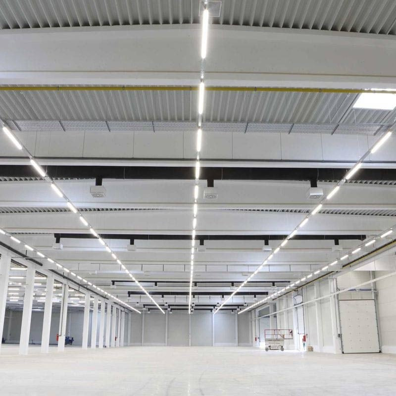 Luminaria estanca tubular para uso industrial - 120cm - 30W - IP65 - IK10
