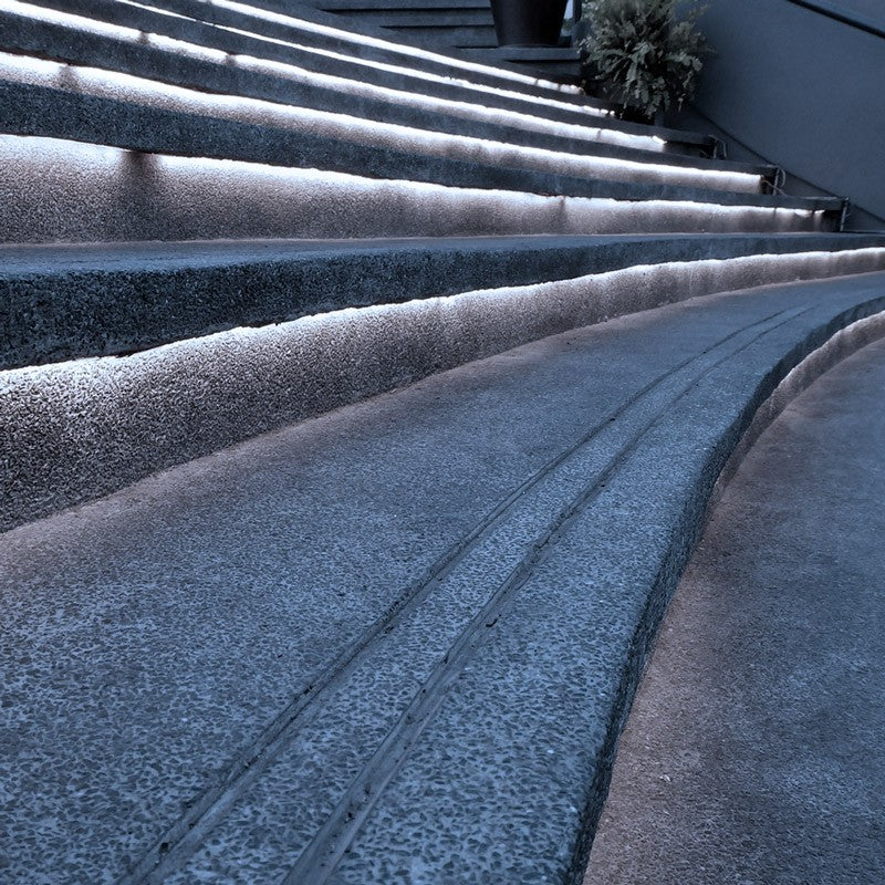 Tira LED 220V - 300W (2400xSMD2835) - 12mm - Apta exterior: IP67 - Rollo 20 metros