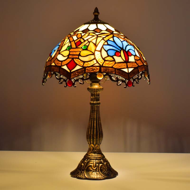 Lámpara de mesa inspiración "Tiffany" con mosaico floral en cristal