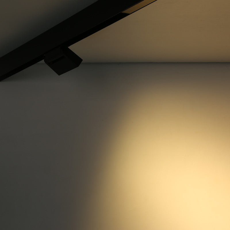 Luminaria lineal LED orientable para carril magnético 48V - 6W - UGR16