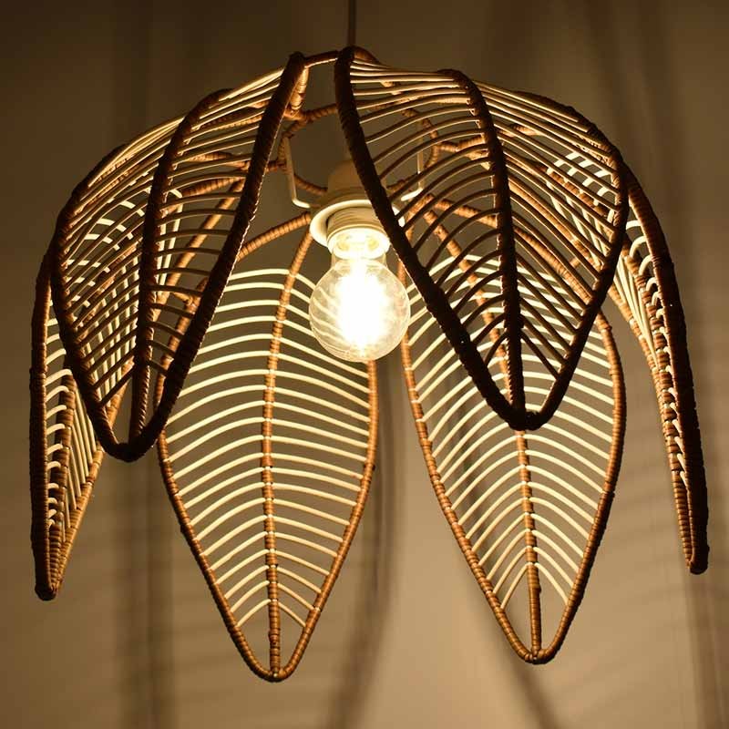 Lámpara colgante de ratán en forma de flor "BINTAN"