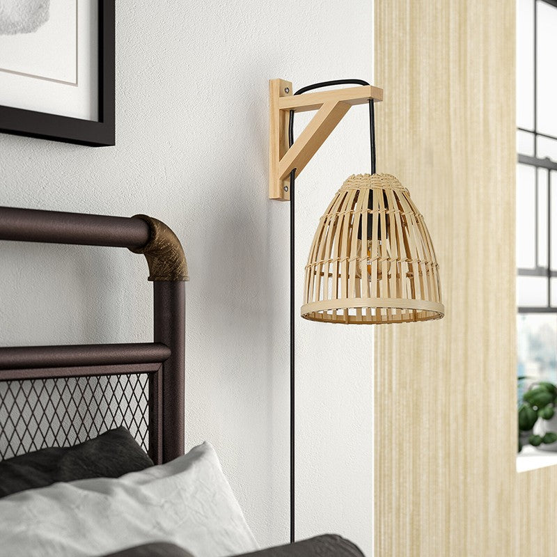 Aplique de pared en madera con pantalla de bambú "CESTA"