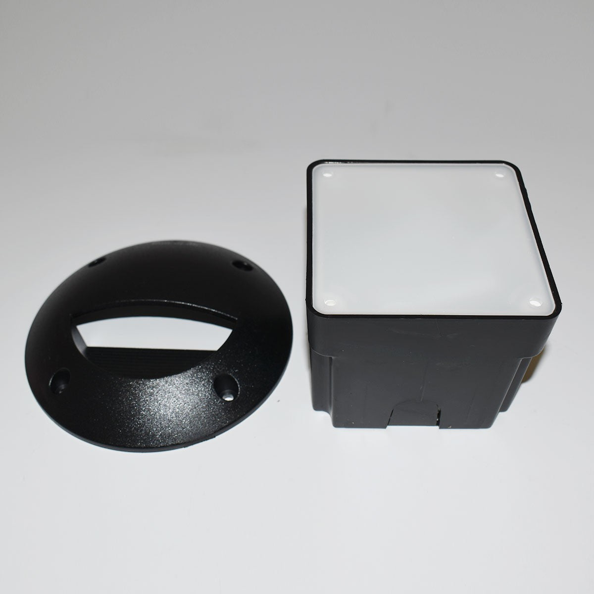 Baliza empotrable LED FUMAGALLI "LETI 100 ROUND-ST" GX53 - 3W - IP66
