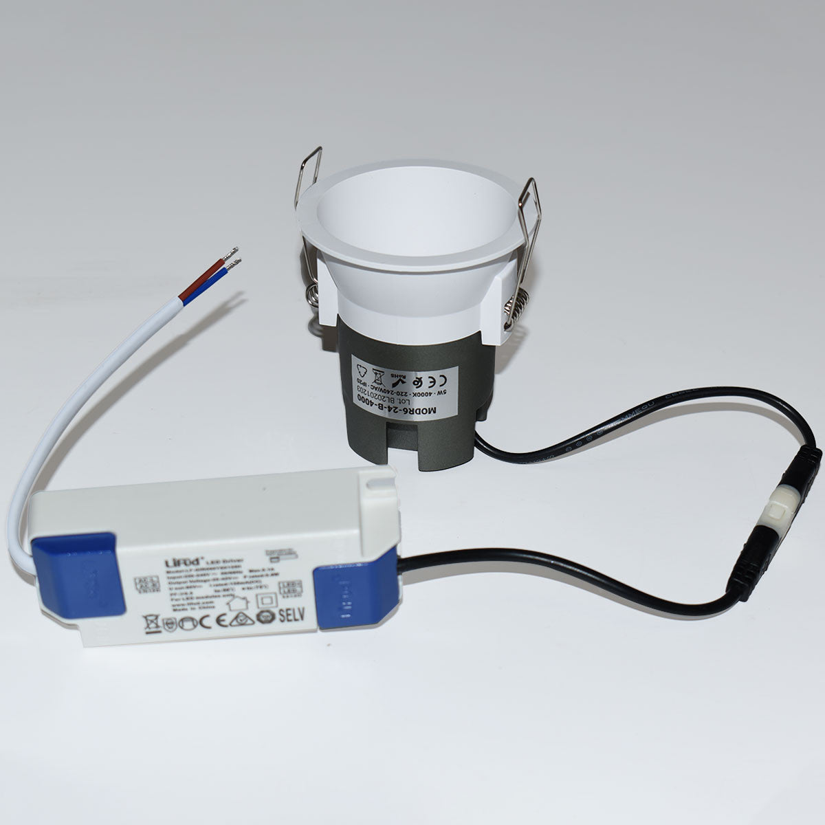 Foco LED empotrable 6W "KOPPA"- Óptica 24º - Corte Ø 65mm - Bajo UGR