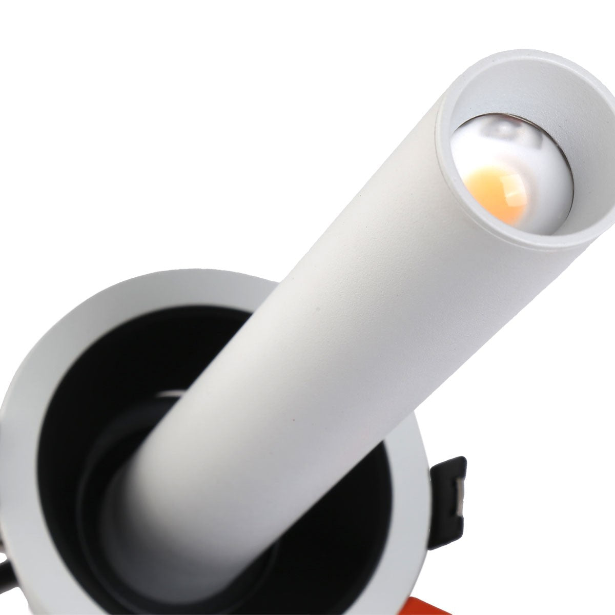 Foco LED empotrable orientable "ALAI" - Zoom - 200mm - 2800K - LED COB - chip Cree - 7W