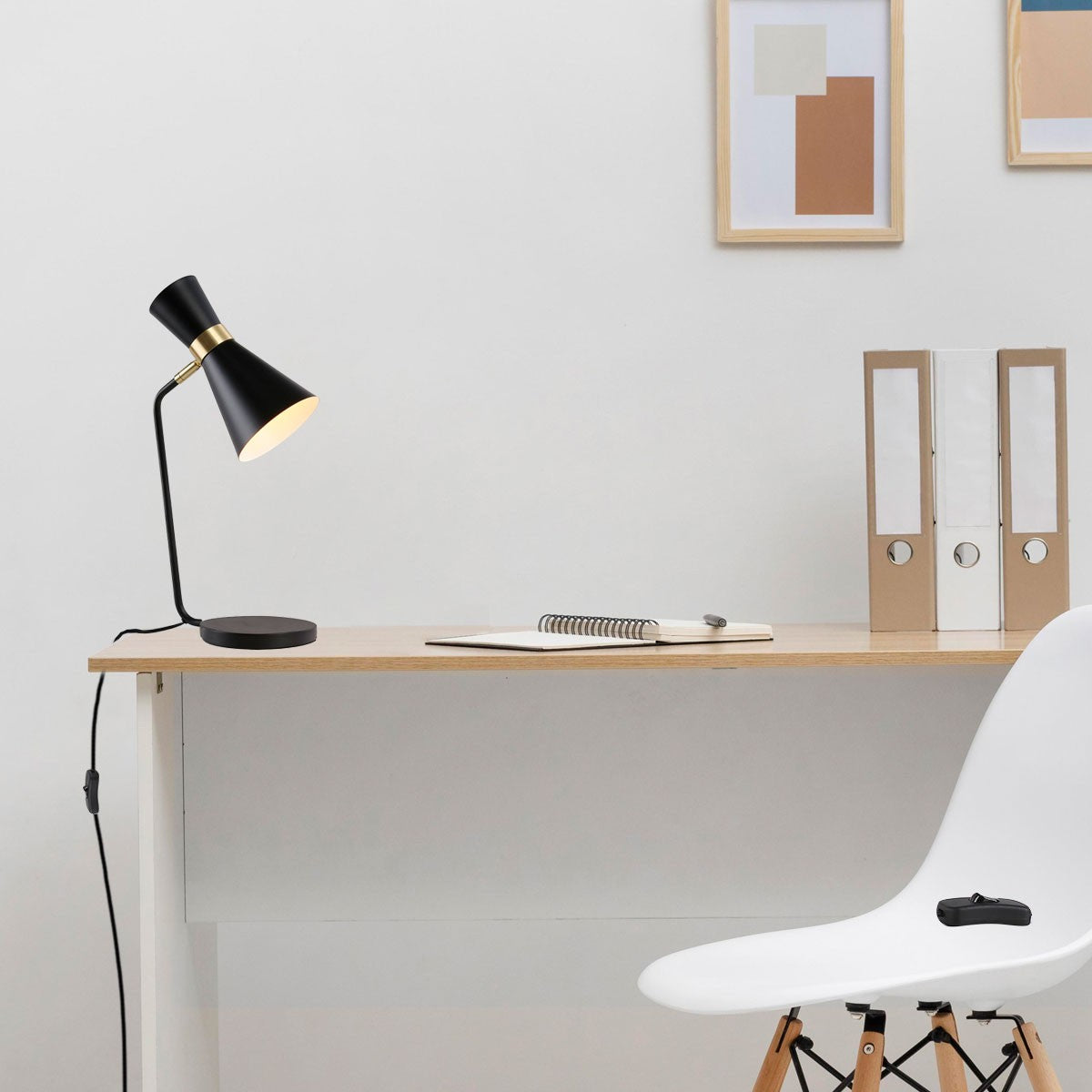 Lampara de mesa moderna "MEGHAN"
