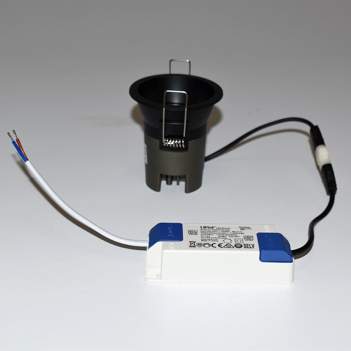 Foco LED empotrable 6W "KOPPA"- Óptica 15º - Corte Ø 65mm - Bajo UGR