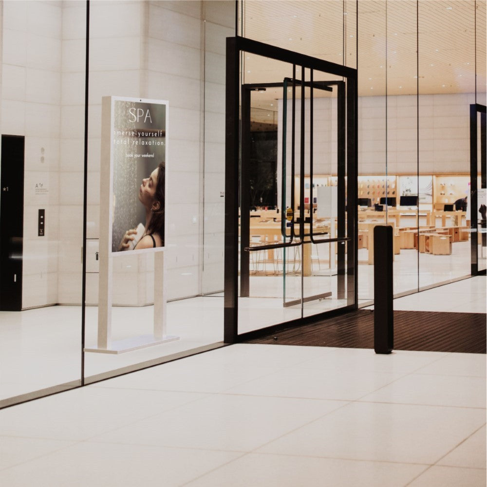 Display publicitario LCD para escaparates UHD 4K - 55" - Android - Indoor