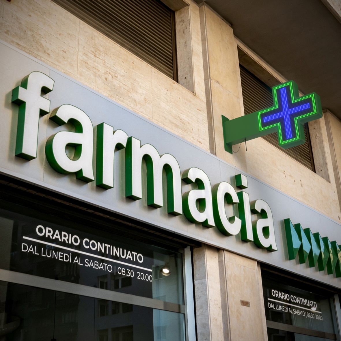 Cruz de farmacia LED RGB multicolor programable P6 - Exterior