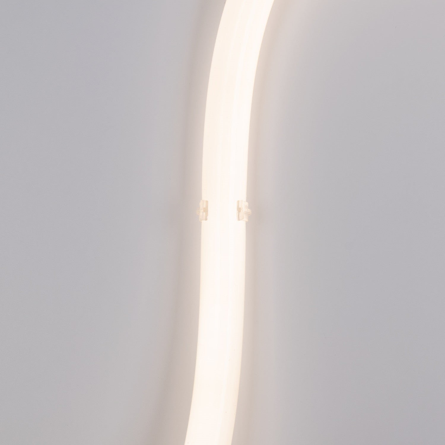 Neón LED flexible 360º circular - Ø22mm - 2 metros - 24V DC - 240Ch/m - 19,2W/m - IP65