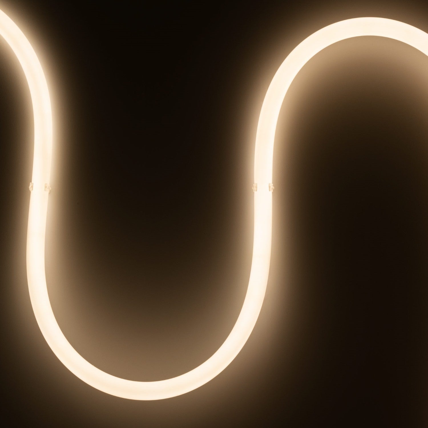 Neón LED flexible 360º circular - Ø22mm - 2 metros - 24V DC - 240Ch/m - 19,2W/m - IP65