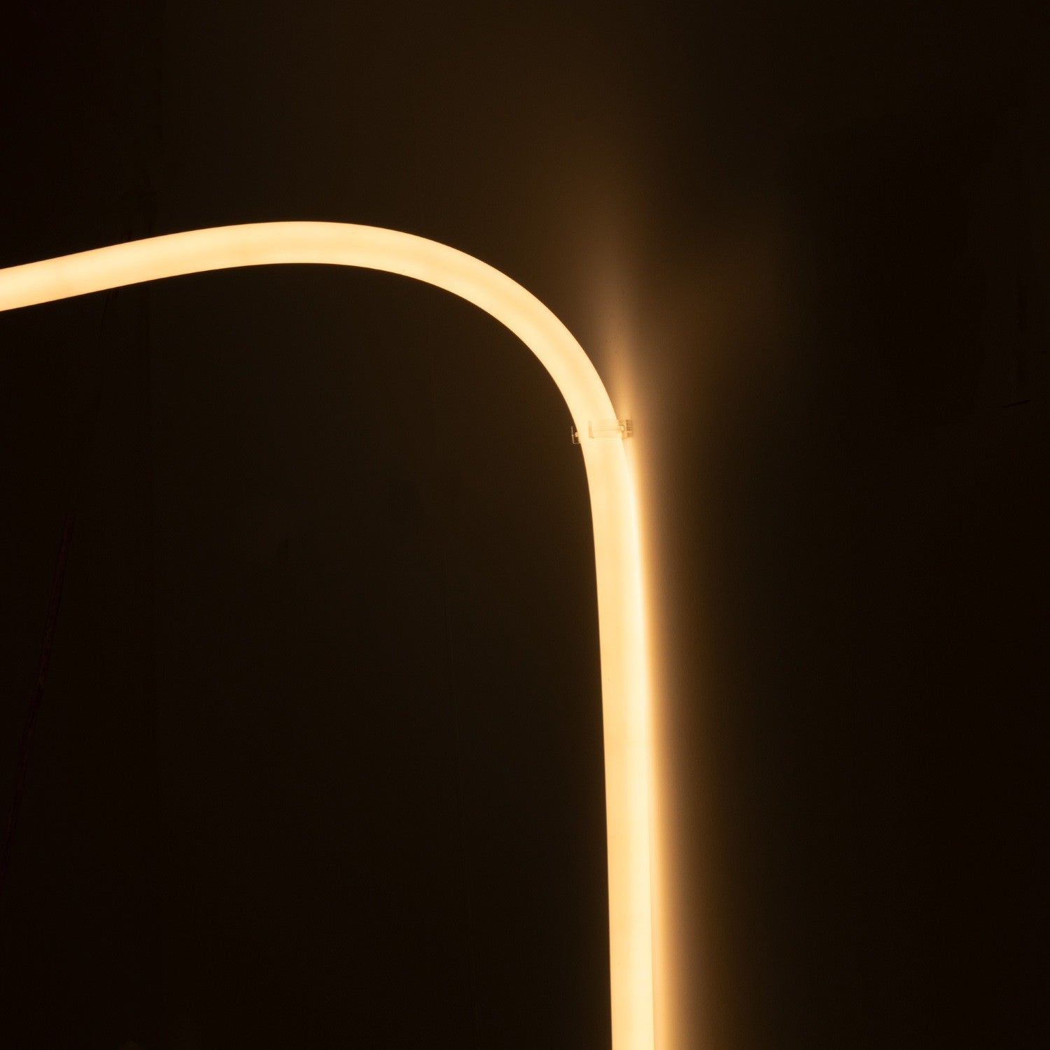 Neón LED flexible 360º circular - Ø22mm - 5 metros - 24V DC - 240Ch/m - 19,2W/m - IP65