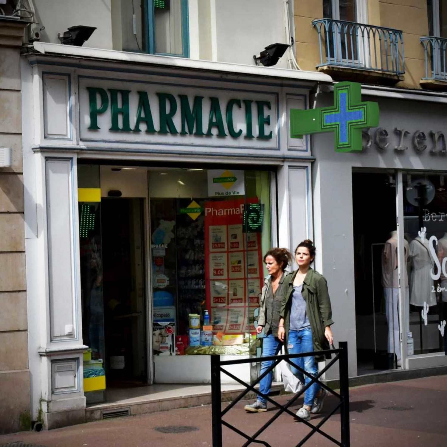 Cruz de farmacia LED XL RGB multicolor programable P8 - Exterior