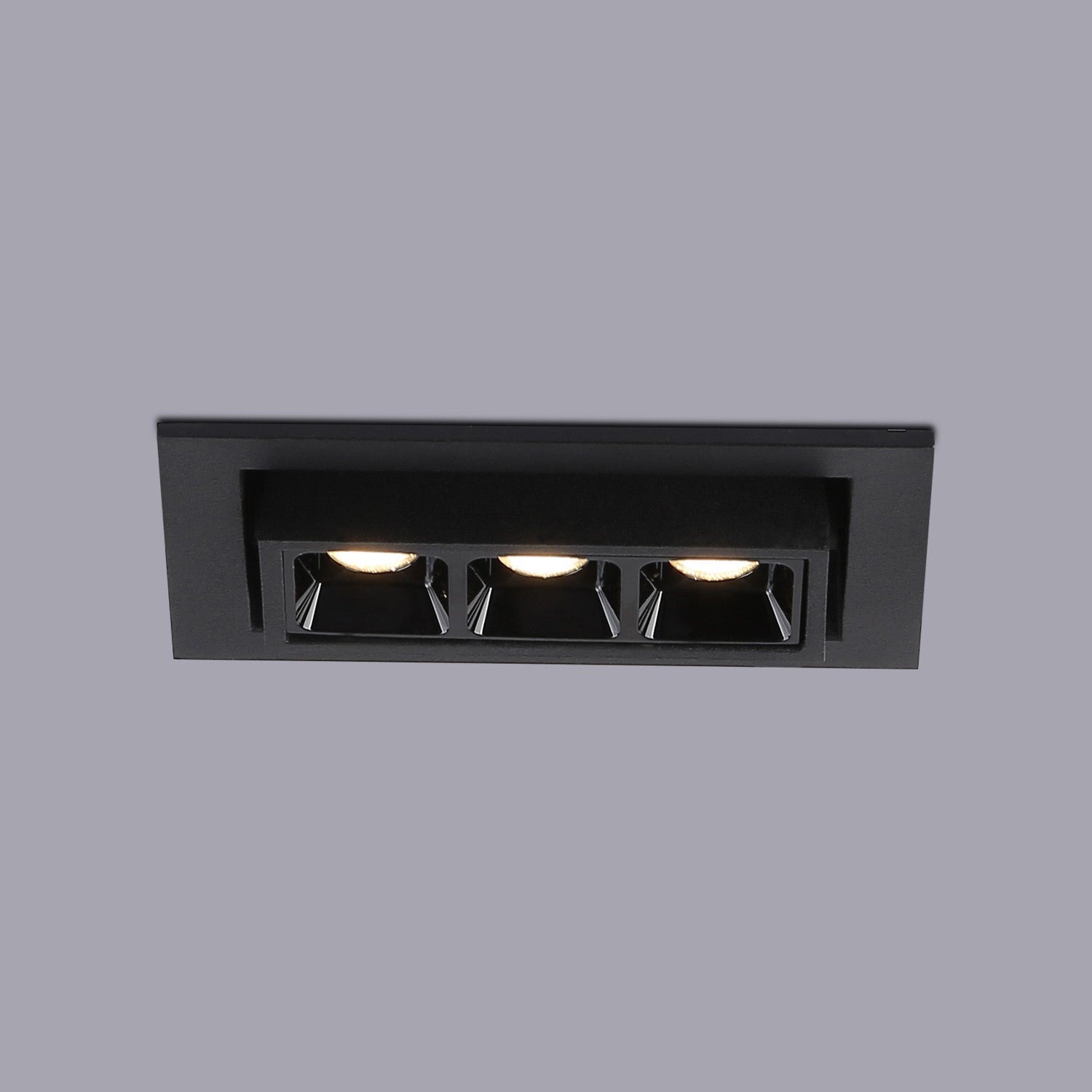 Foco lineal LED empotrable 6W - Orientable - UGR18 - CRI90 - Chip OSRAM - 2800K