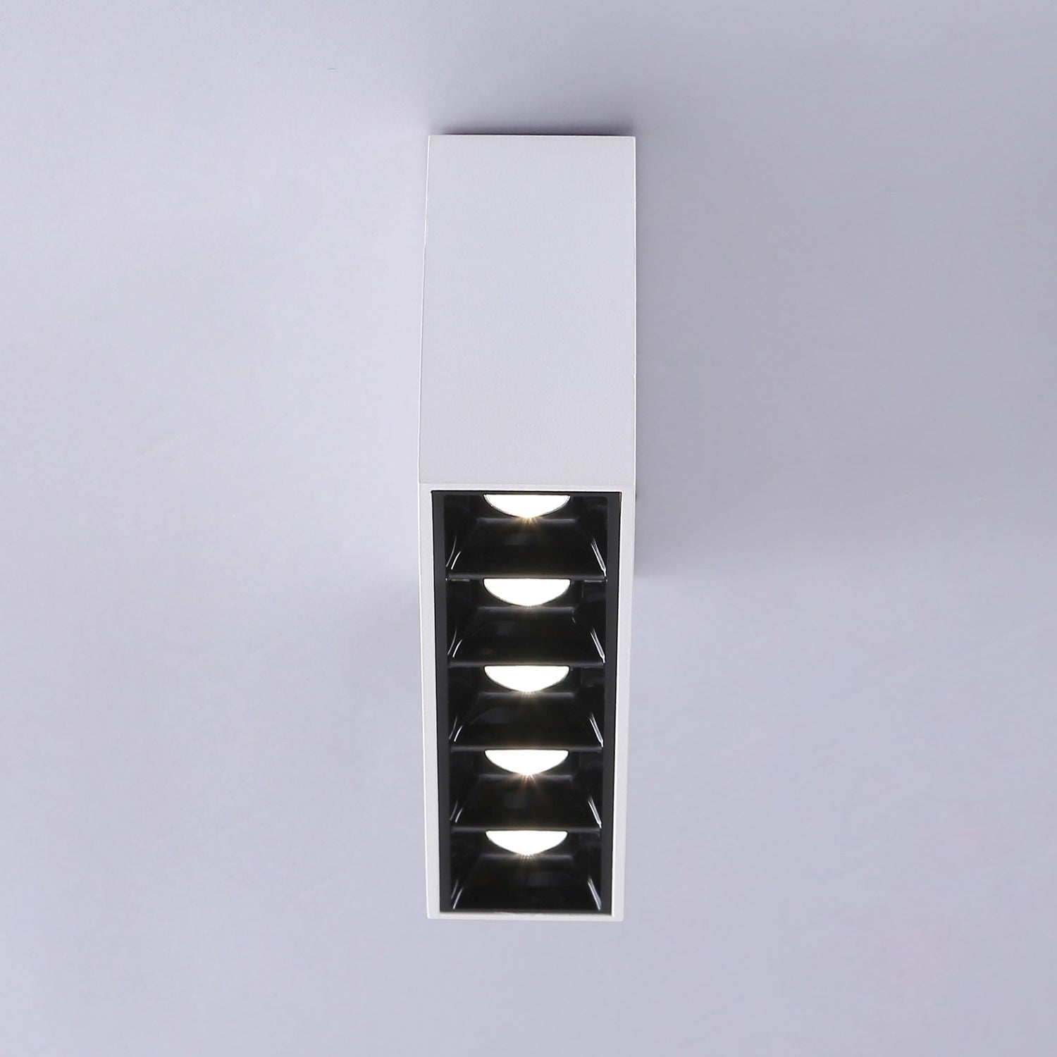 Foco lineal LED superficie - 10W - UGR18 - CRI90 - Chip OSRAM