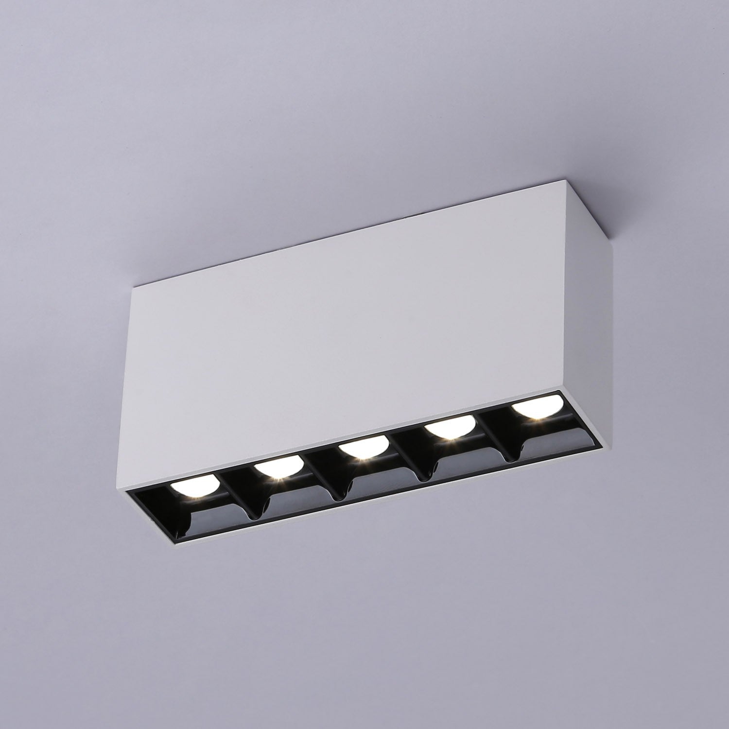 Foco lineal LED superficie - 10W - UGR18 - CRI90 - Chip OSRAM