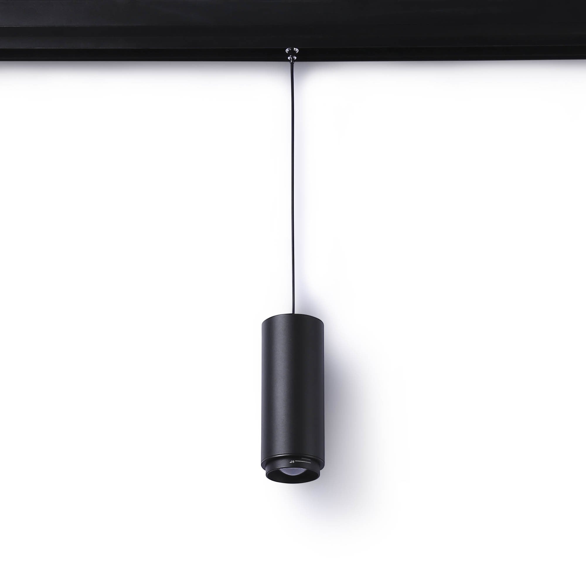 Foco LED de suspensión para carril magnético con ZOOM 15°-60° - 48V - 8W - UGR16 - CRI95