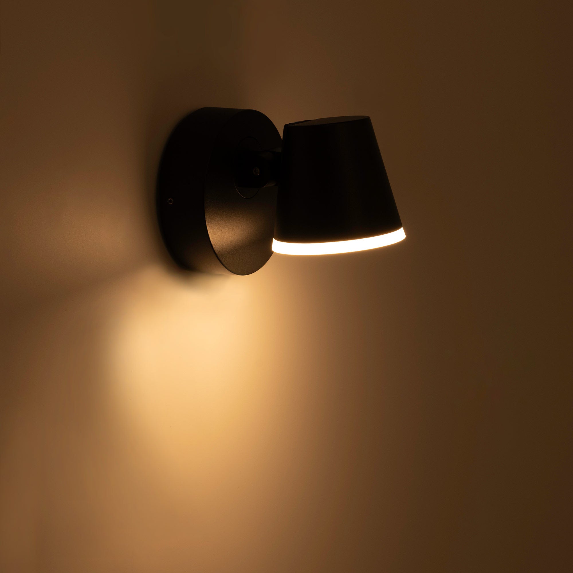 Aplique de pared exterior orientable "Stan" - 12,5W - 3000K - IP54