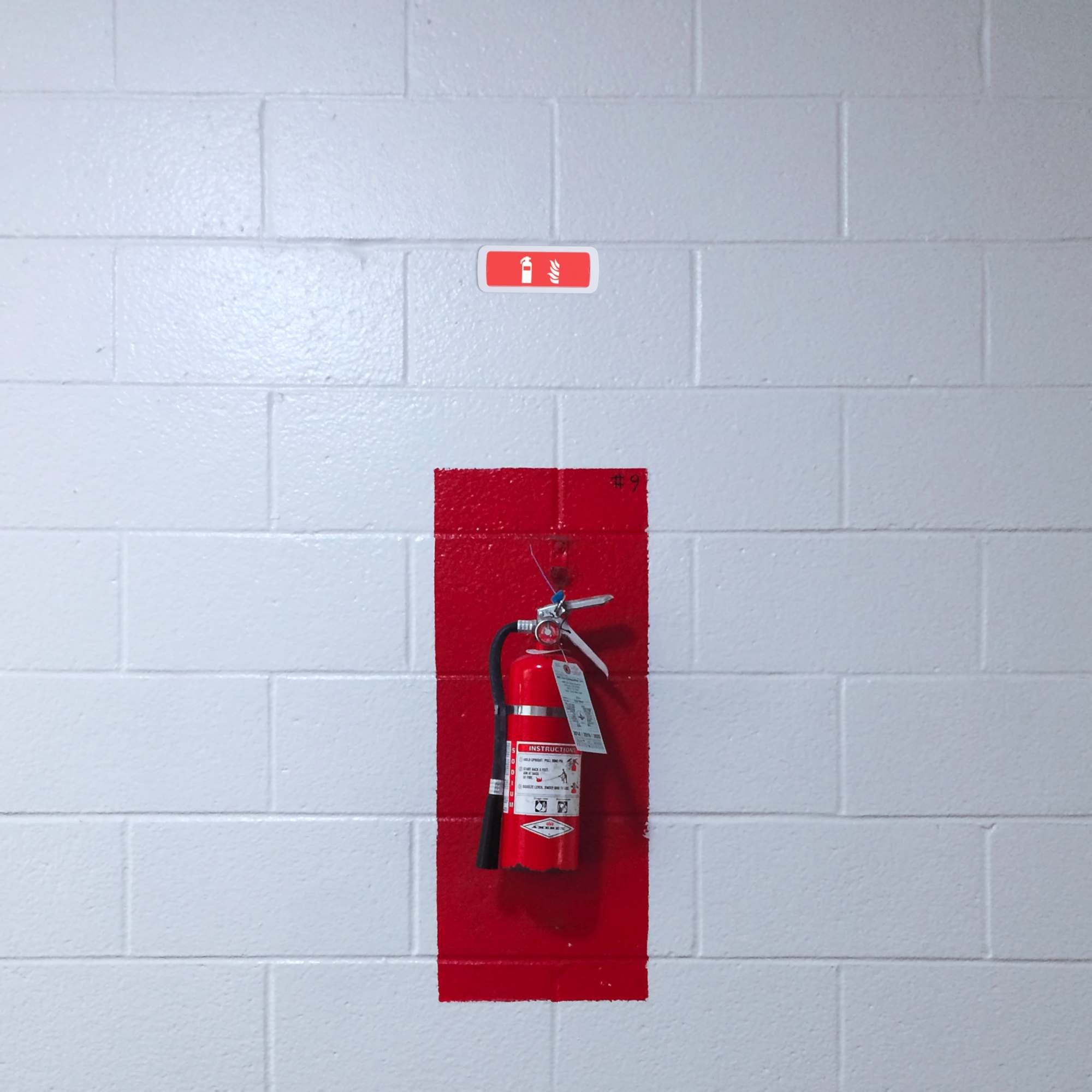 KIT Pictograma autoadhesivo "Extintor" + Luz de emergencia 3W