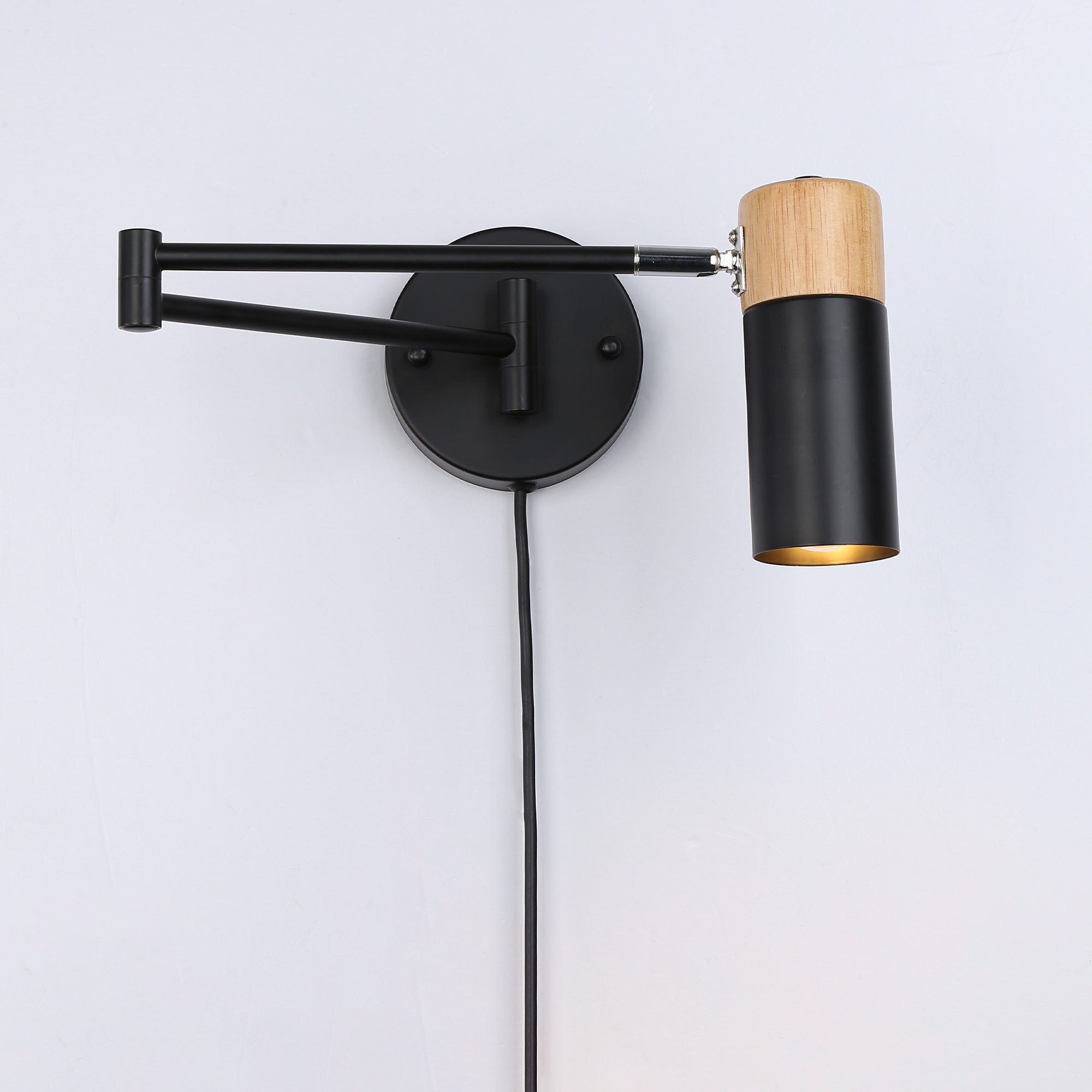 Aplique de pared extensible con cable y enchufe "Logan"