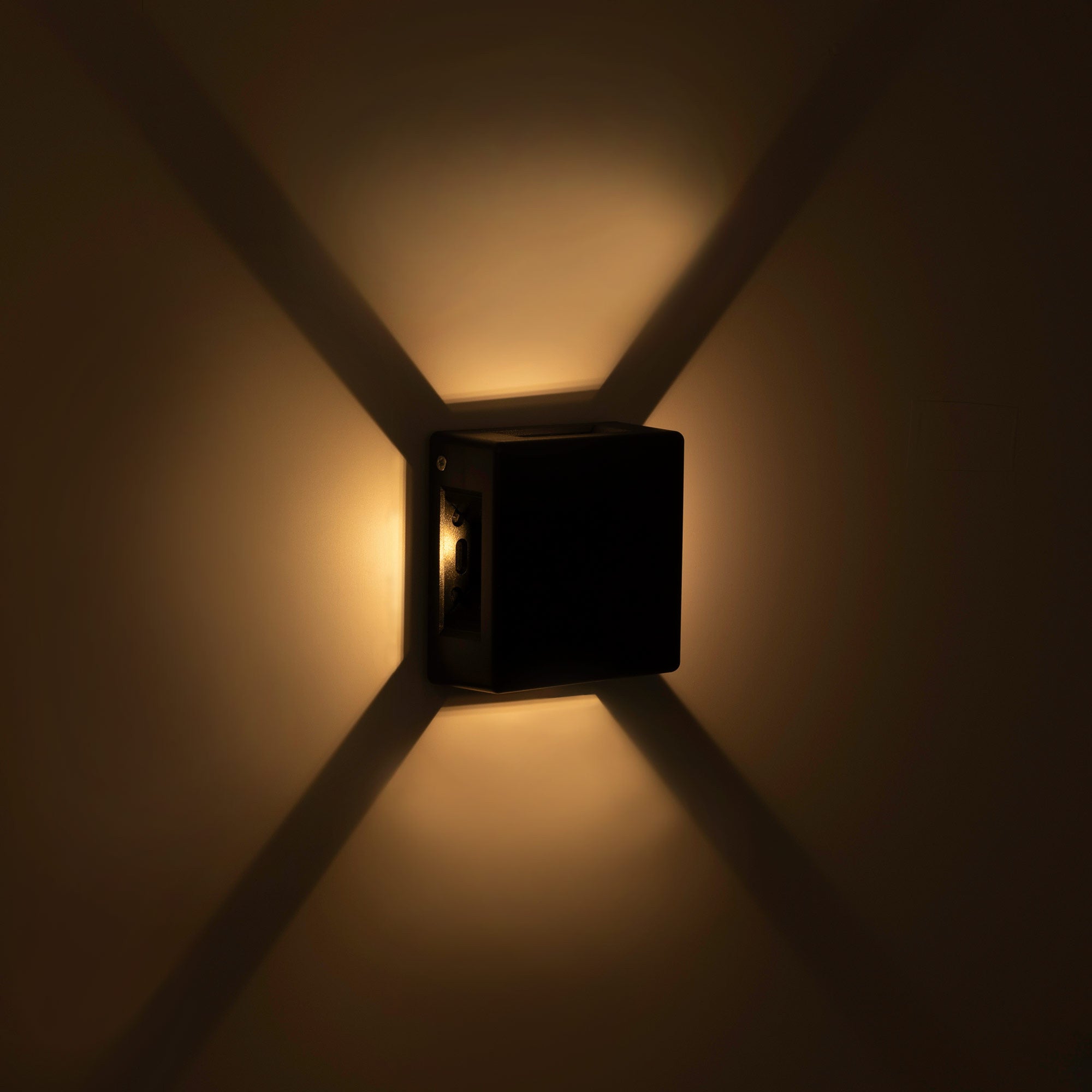 Aplique de pared exterior LED cuadrado "Square 4" - 6W - IP54
