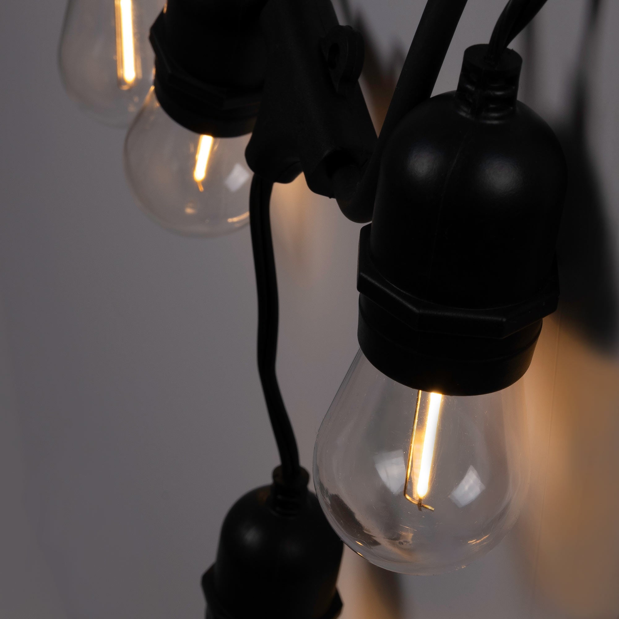 Kit guirnalda luces exterior 11,5 metros + 10 bombillas LED E27 filamento 1W - IP44