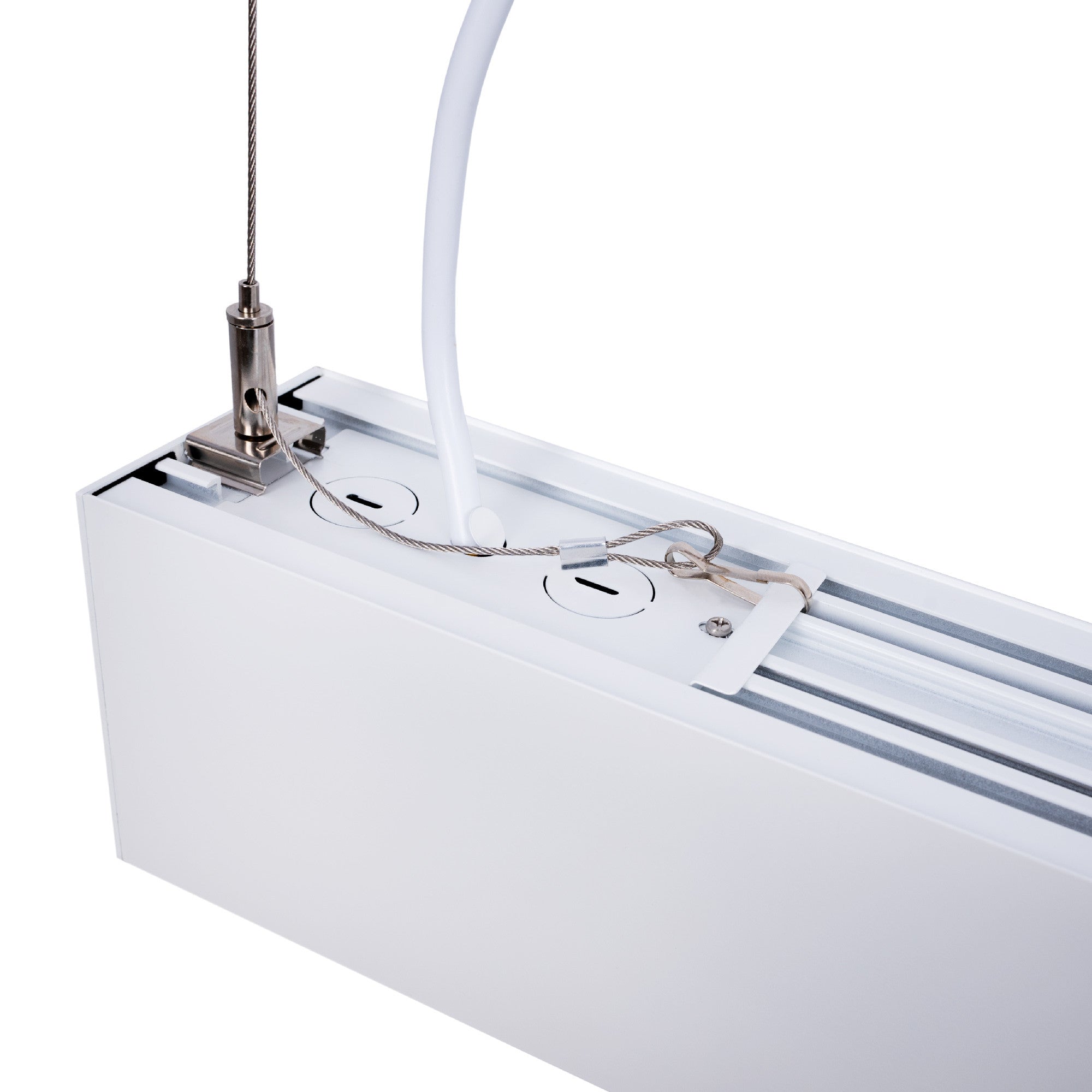 Luminaria lineal colgante "Blue Skylight" SMART - CCT - Efecto cielo - 48W - UGR16