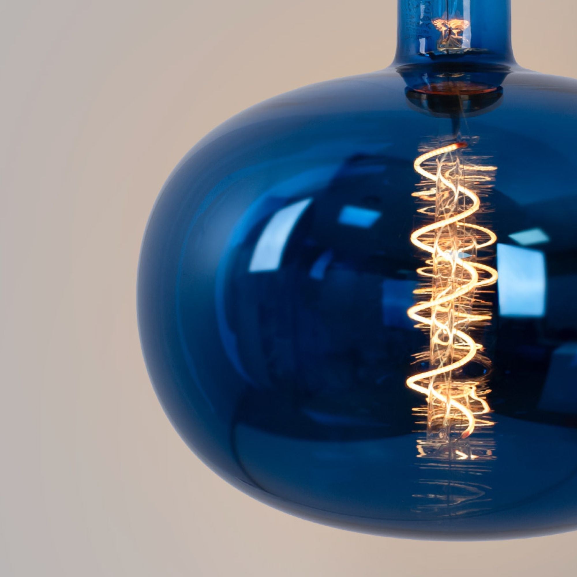 Bombilla decorativa LED de filamento "Decor" - E27 R220 - Regulable - 4W - 1800K