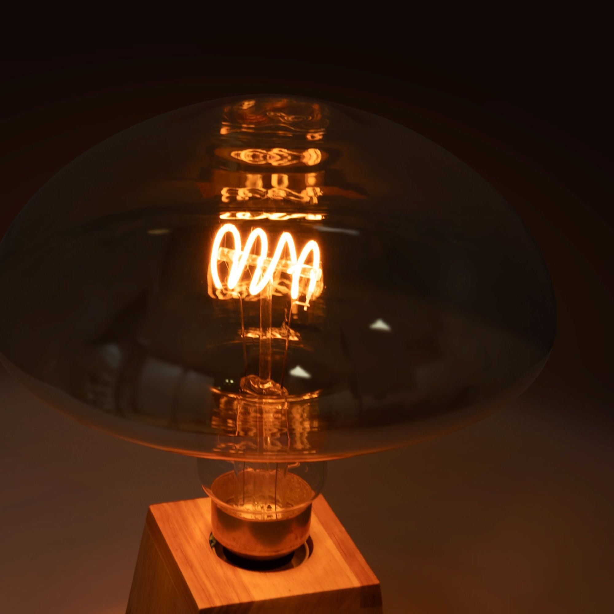 Bombilla decorativa LED de filamento "Seta"  - E27 - Regulable - 4W - 1800K