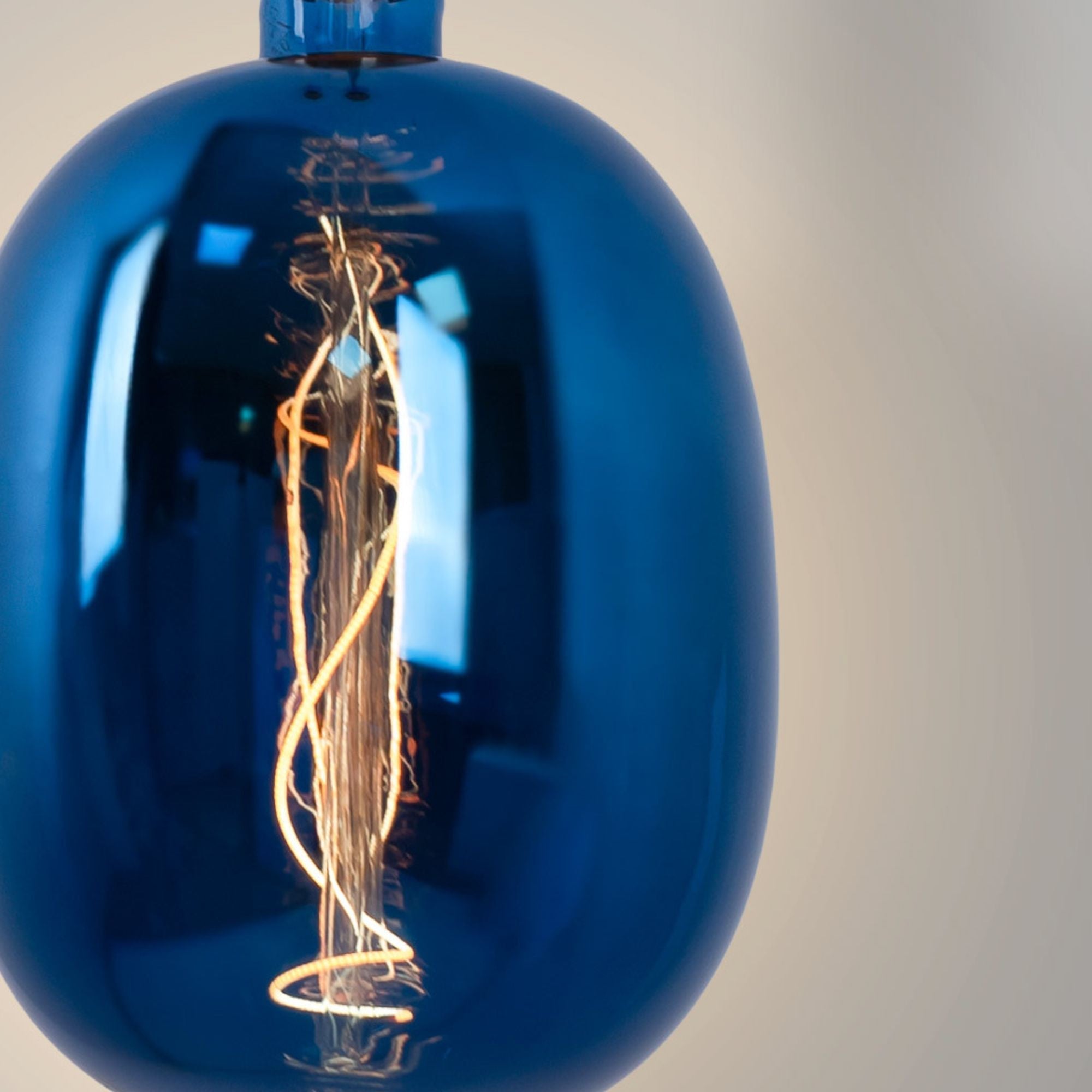 Bombilla decorativa LED de filamento - E27 T170 - Regulable - 4W - 4200K