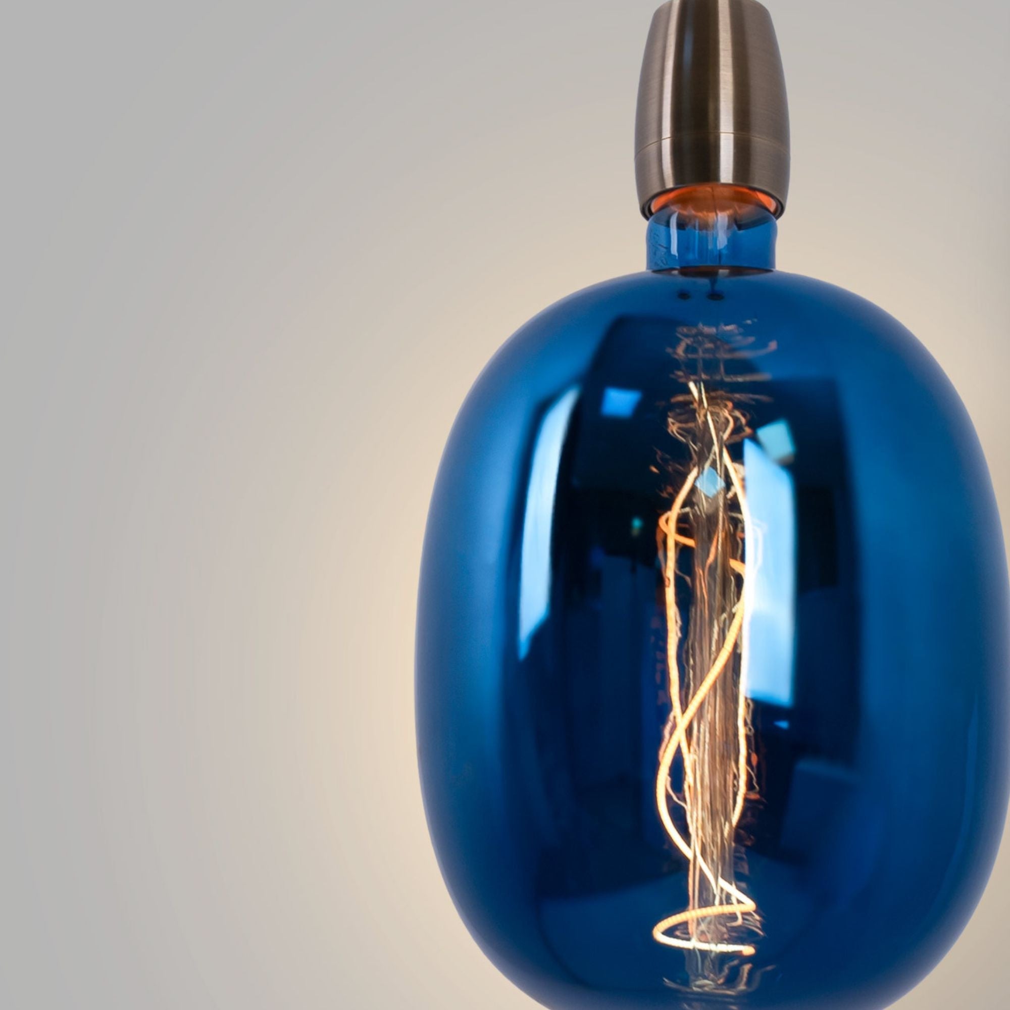 Bombilla decorativa LED de filamento - E27 T170 - Regulable - 4W - 4200K