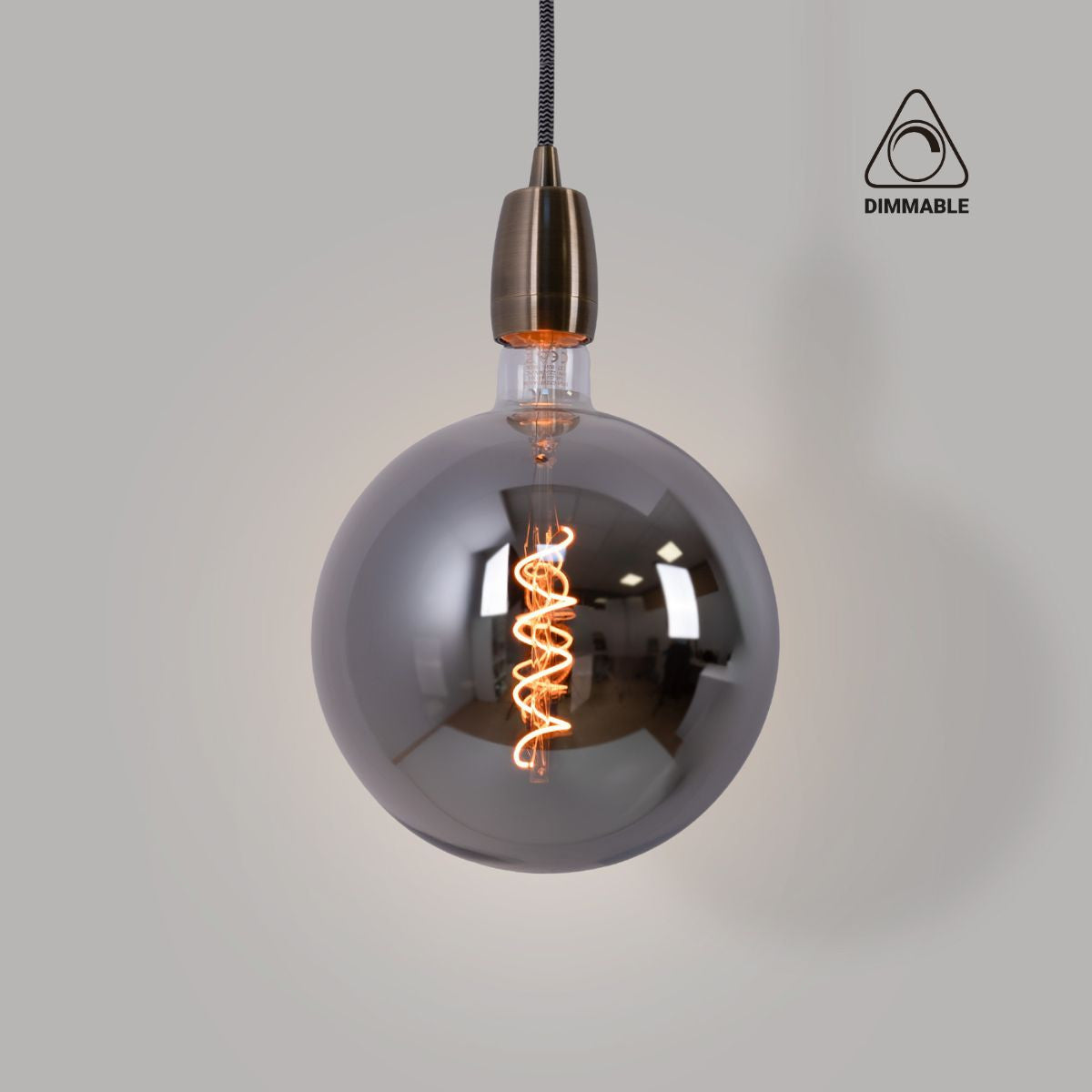Bombilla decorativa globo filamento con tinte ahumado "Smoky" E27 G200 - Regulable - 4W - 1800K