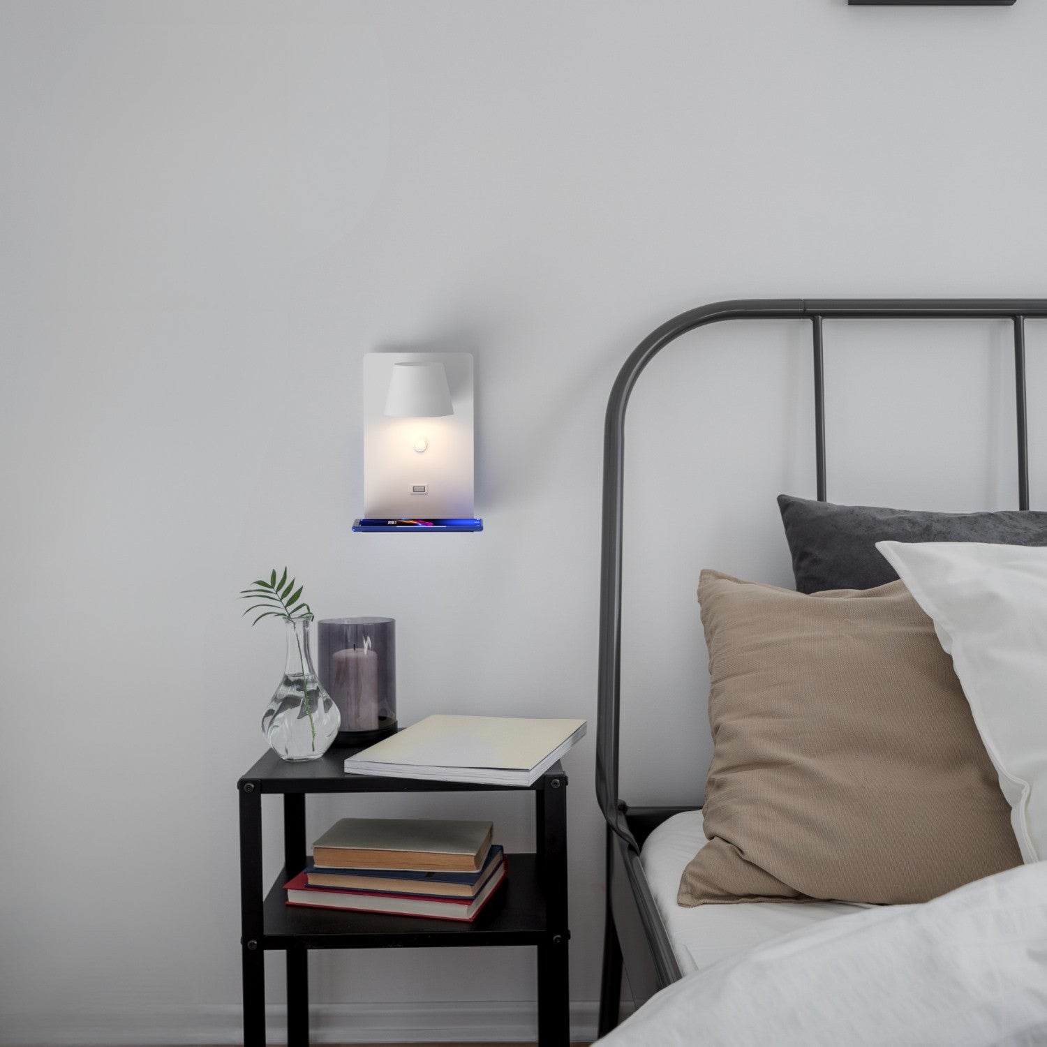 Aplique de pared para lectura con puerto USB "BASKOP W" - 6W - Base carga inalámbrica